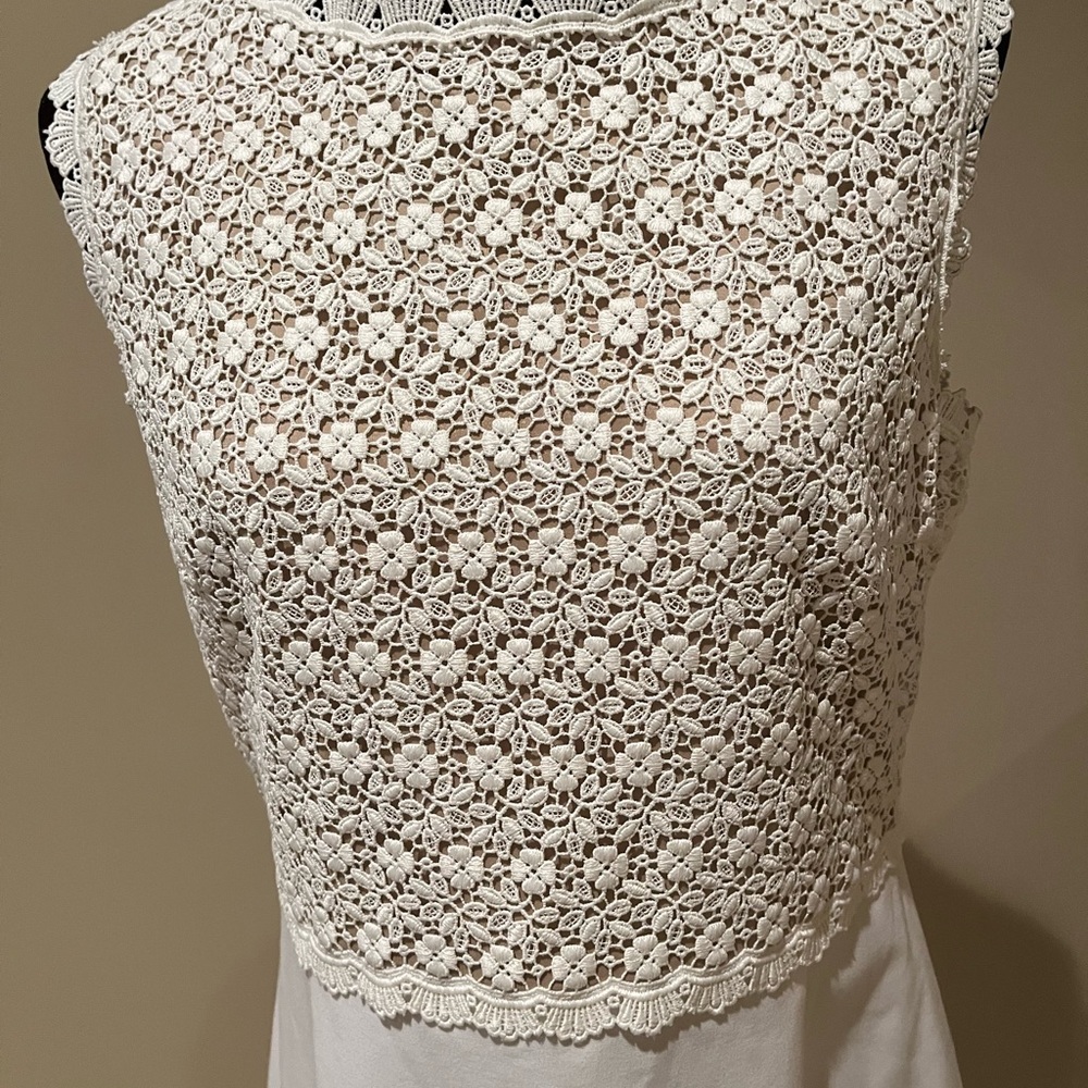 Ivanka Trump new dress with tag.